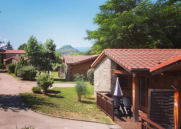 Le Hameau Du Comte De Foix 3*