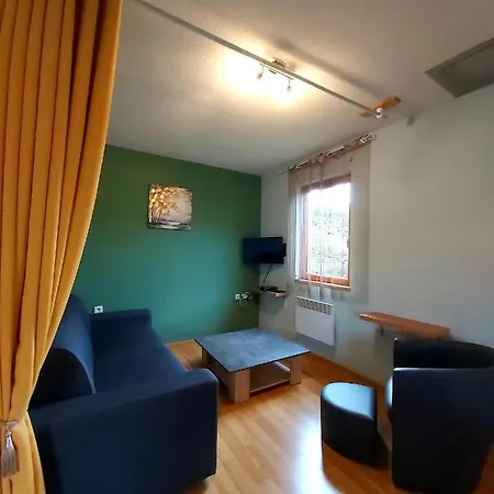 Hotel apartamentowy Le Hameau Du Comte De Foix Mercus-Garrabet